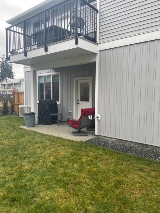 Adorable 1 Bedroom Suite- A Skip To Galloping Goose Victoria Exterior photo